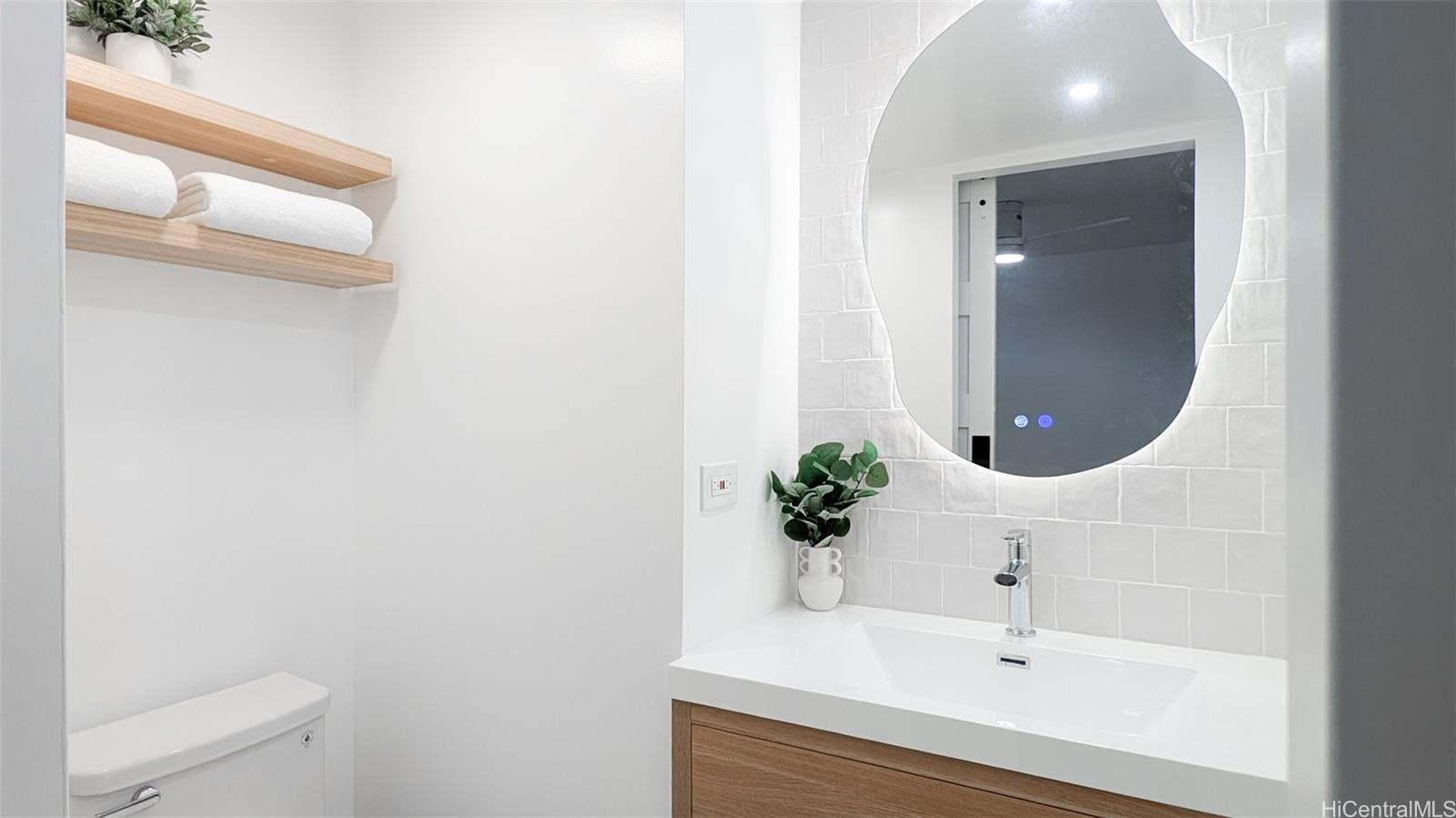1716 Keeaumoku Street  Unit 304