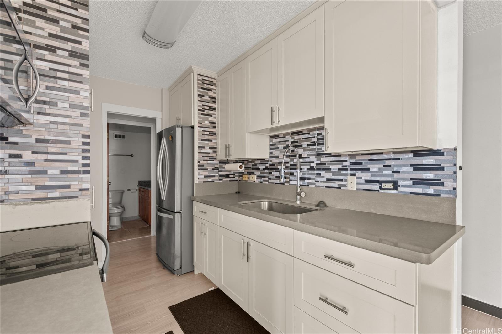 1069 Spencer Street  Unit 101