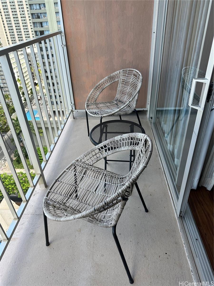 Photo 6 of 19