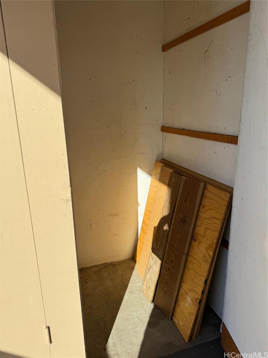 Photo 18 of 22