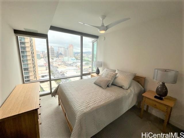 1001 Queen Street 1413
