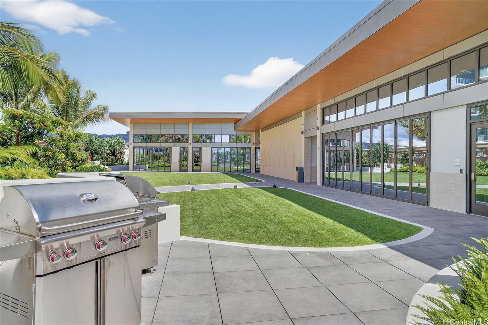 1515 Liona Street  Unit 2308