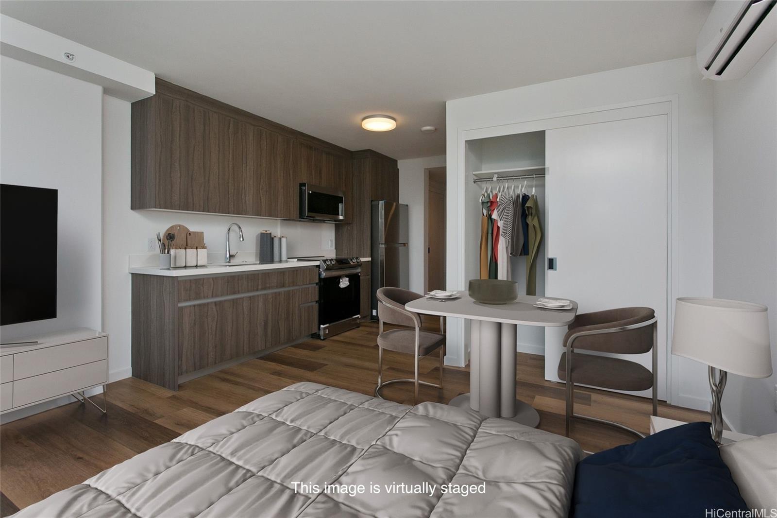 1515 Liona Street  Unit 2308