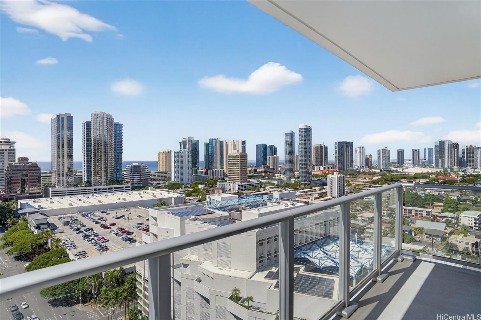 1515 Liona Street  Unit 2100