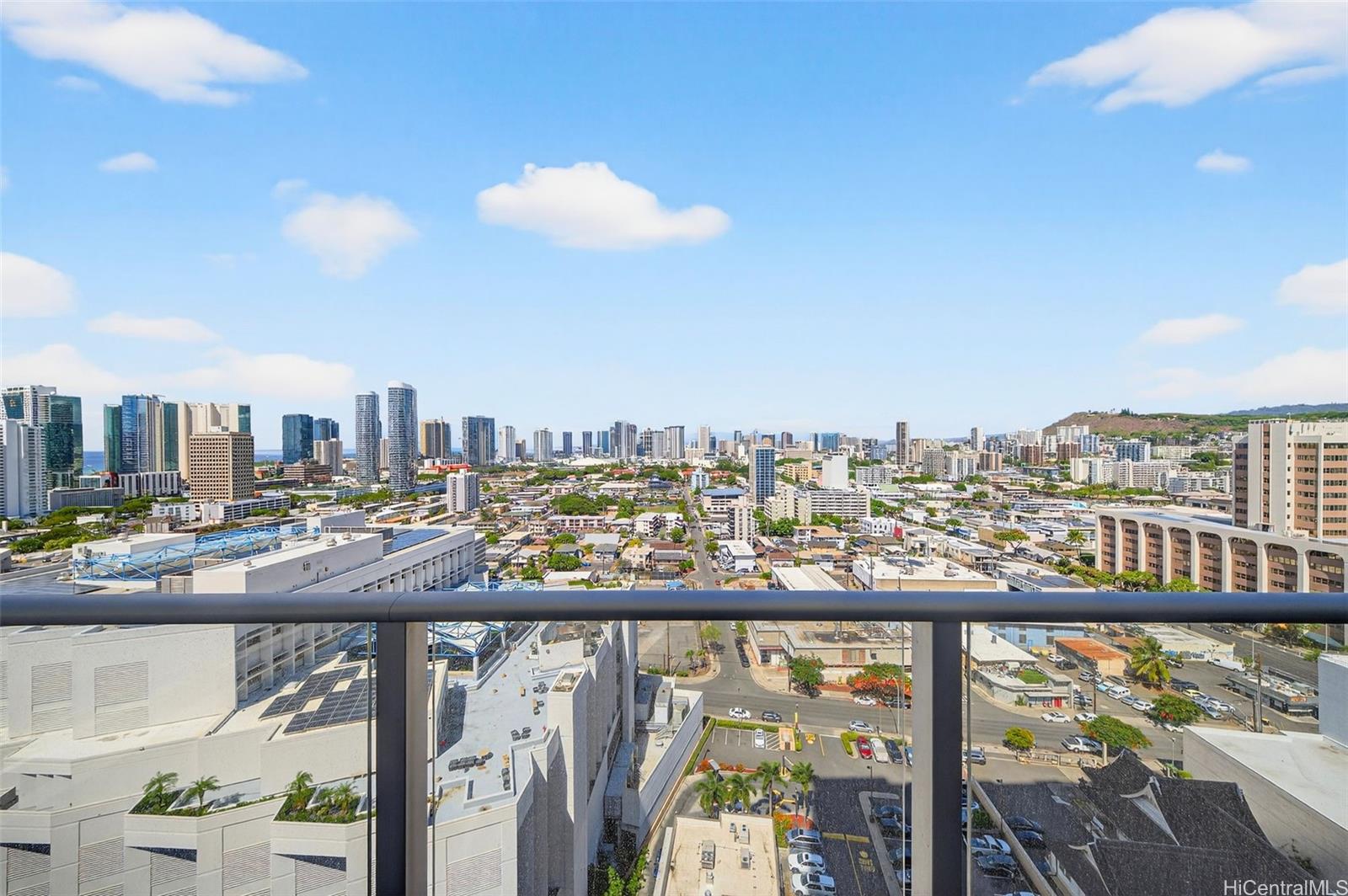 1515 Liona Street  Unit 2100