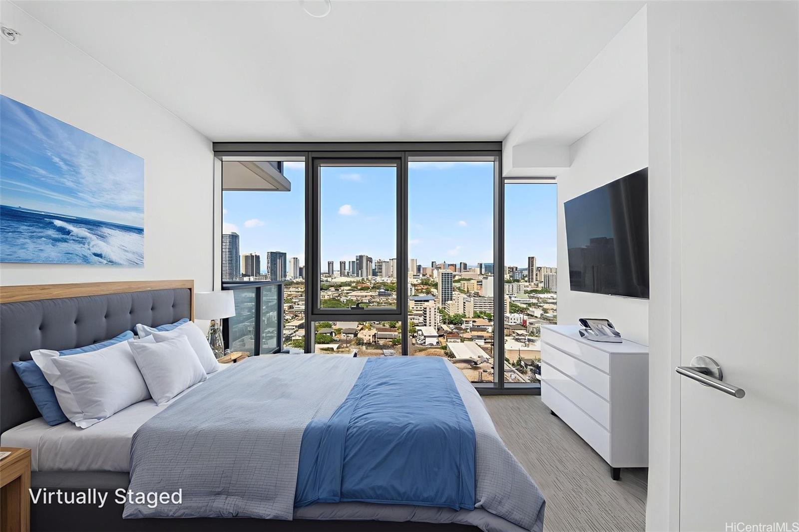 1515 Liona Street  Unit 2100
