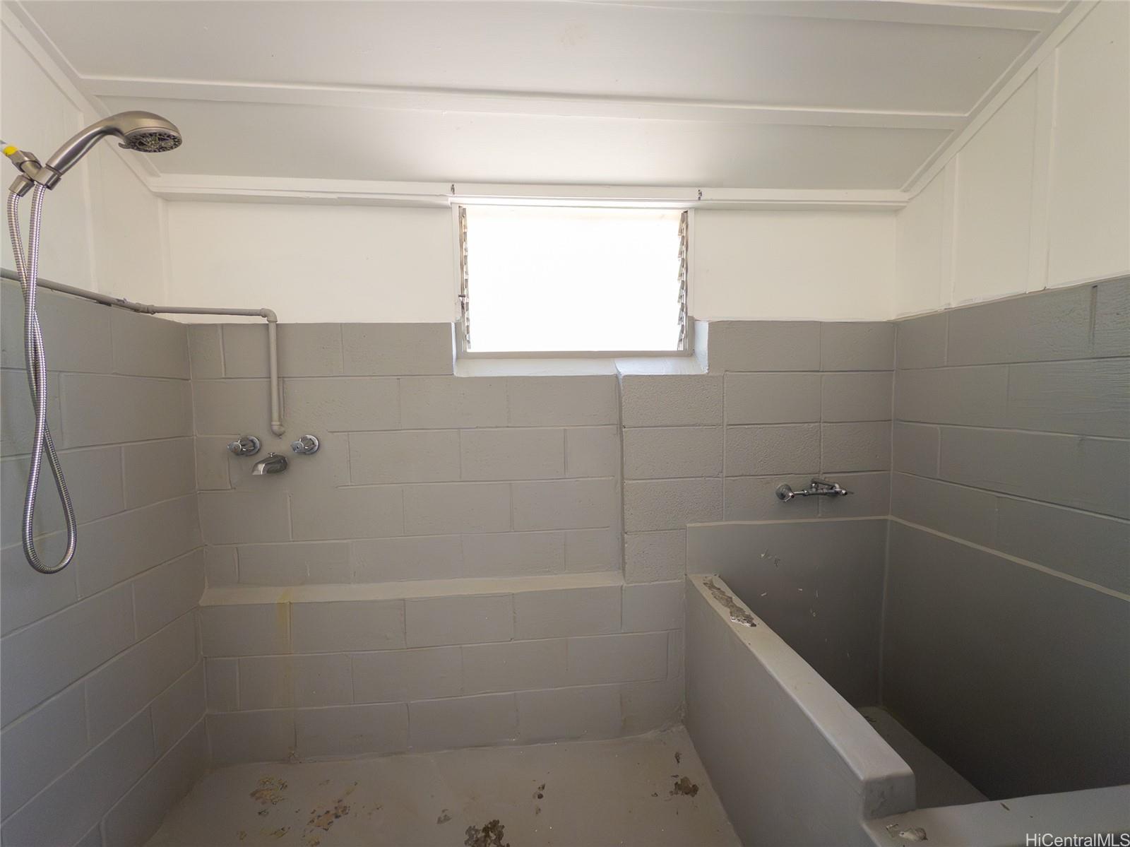 Photo 10 of 22