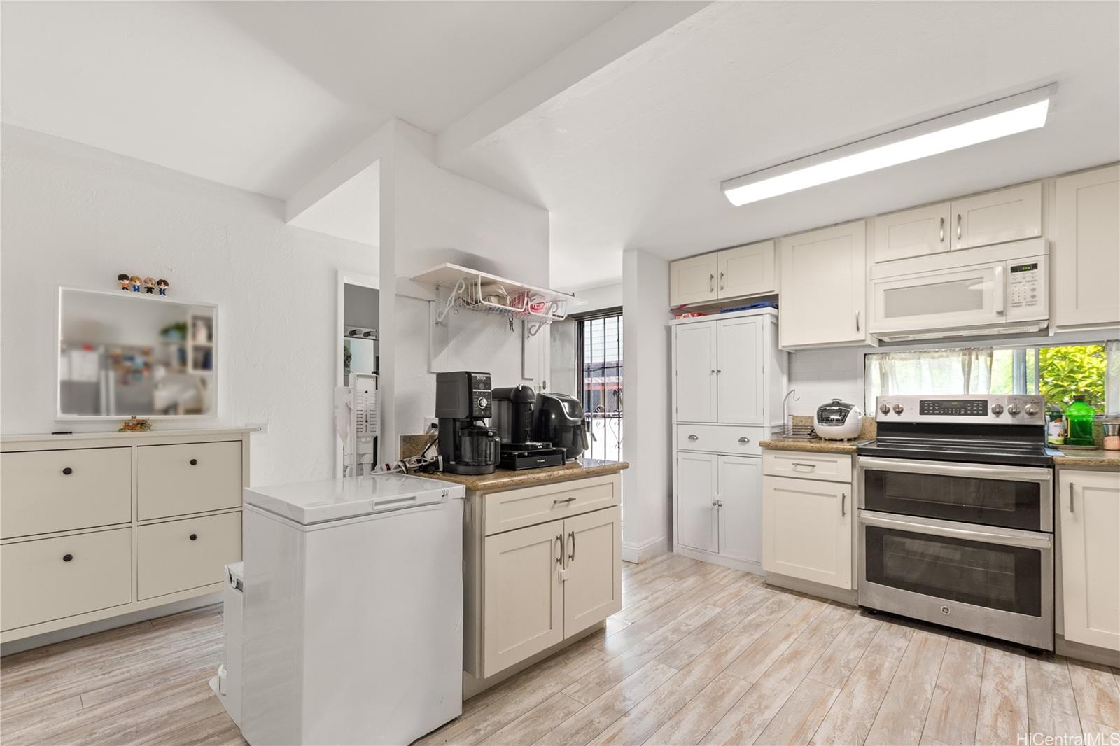 98-360 Koauka Loop  Unit 206