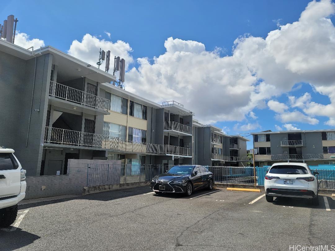 94-246 Leoku Street G322