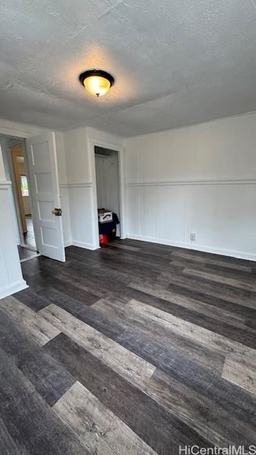 Photo 10 of 25