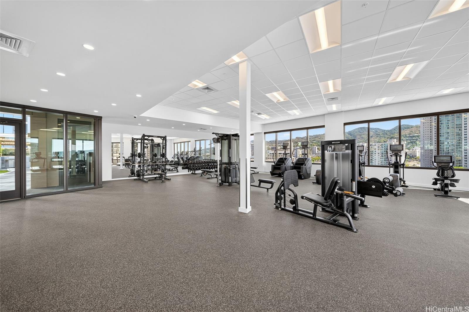 1515 Liona Street  Unit 3400