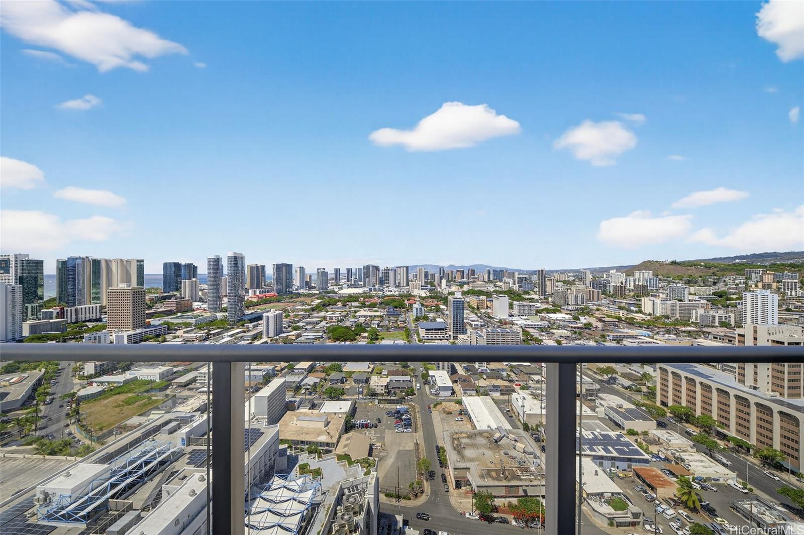 1515 Liona Street  Unit 3400