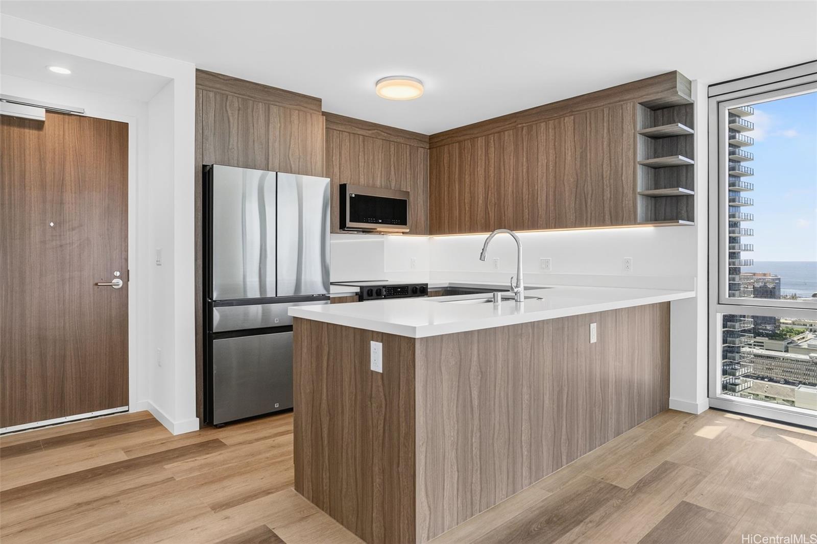 1515 Liona Street  Unit 3400