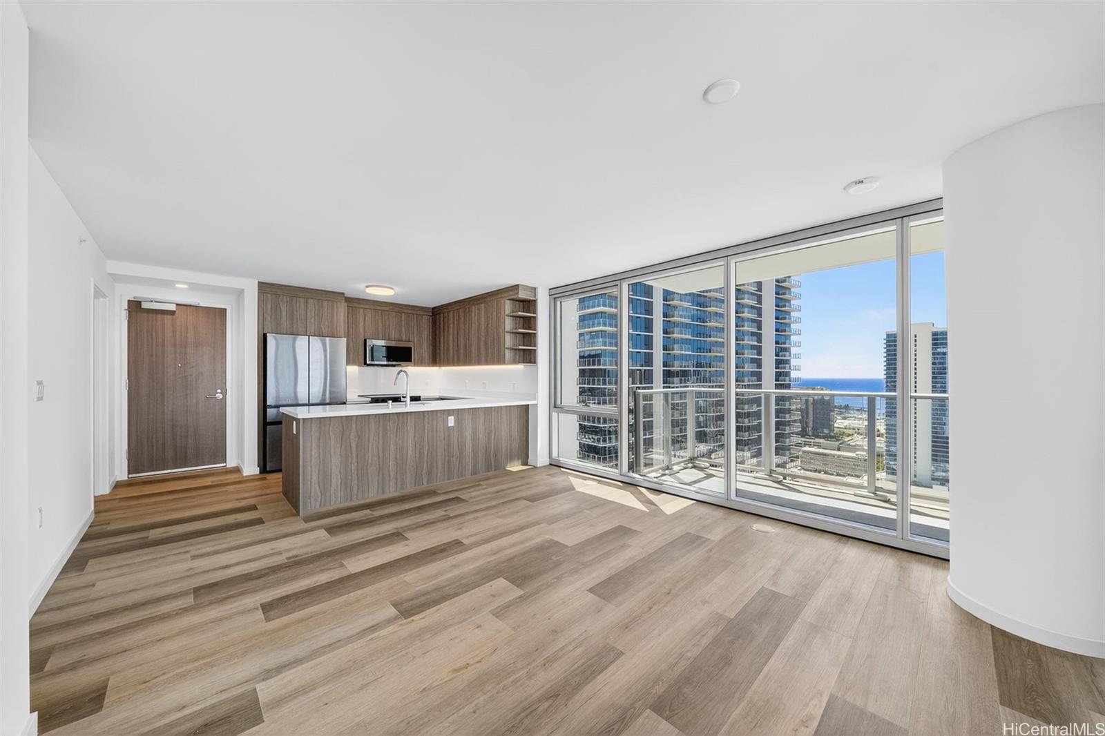 1515 Liona Street  Unit 3400
