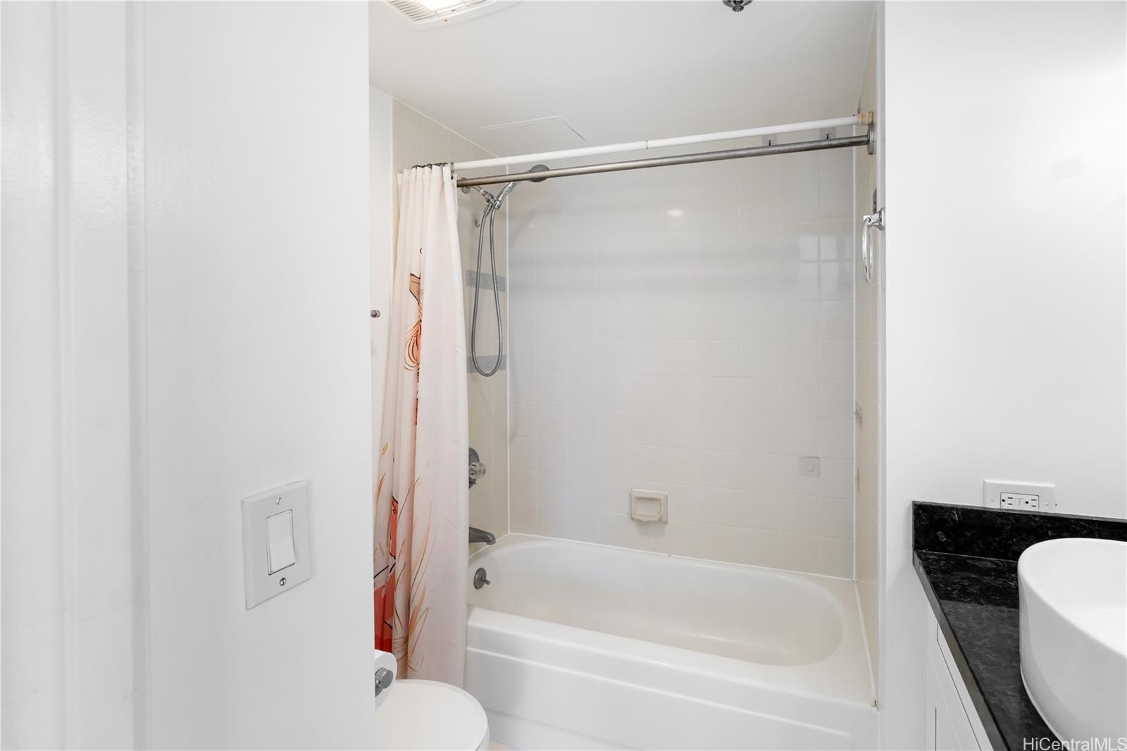 876 Curtis Street  Unit 603