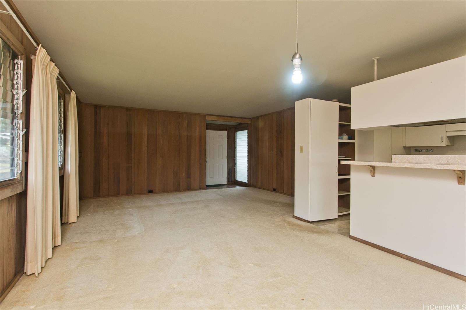 Photo 6 of 17