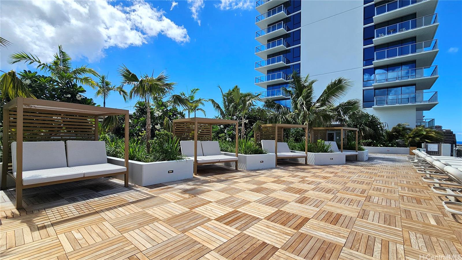 1515 Liona Street  Unit 2603