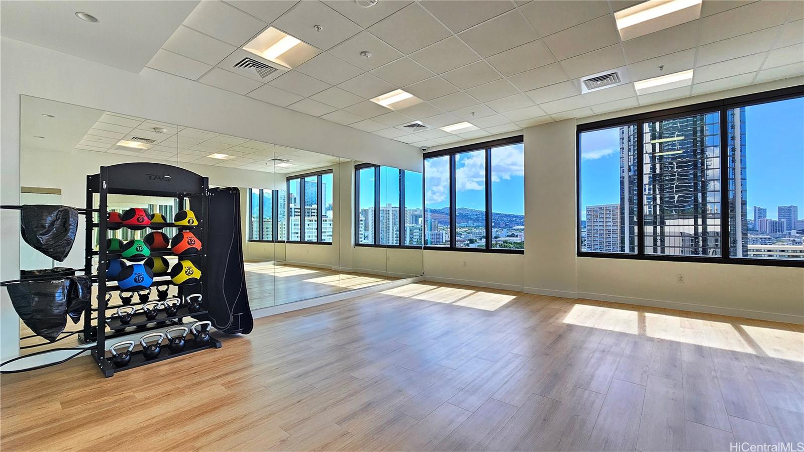 1515 Liona Street  Unit 2603