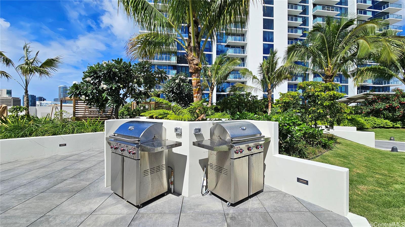 1515 Liona Street  Unit 2603