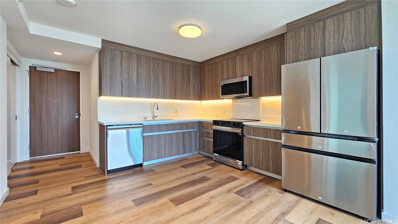 1515 Liona Street  Unit 2603