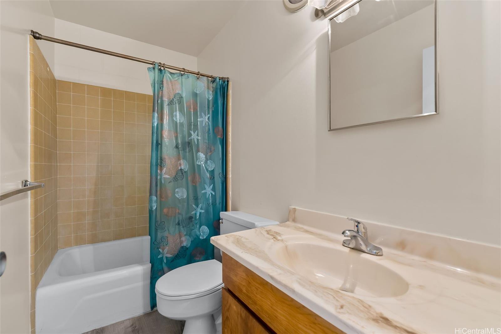906 Lehua Avenue  Unit B405