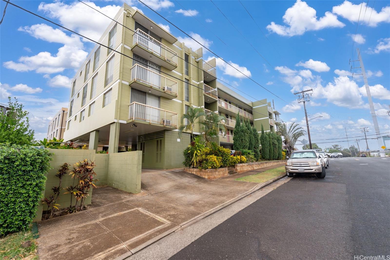 906 Lehua Avenue  Unit B405
