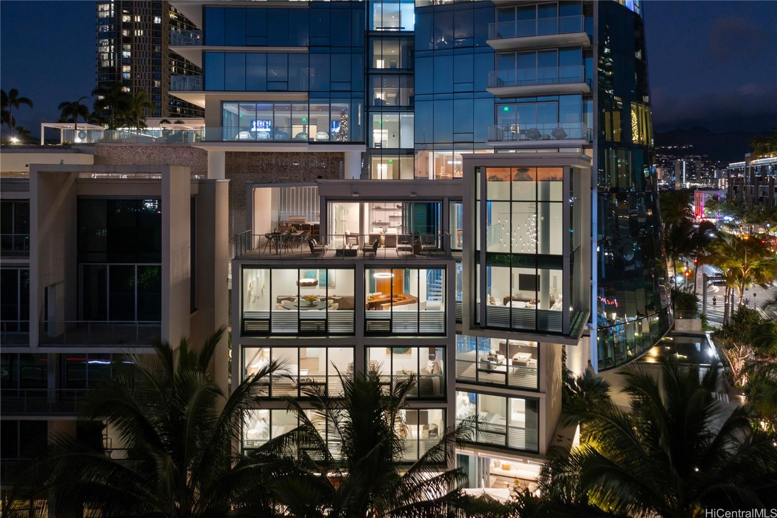 1118 Ala Moana Boulevard  Unit 1