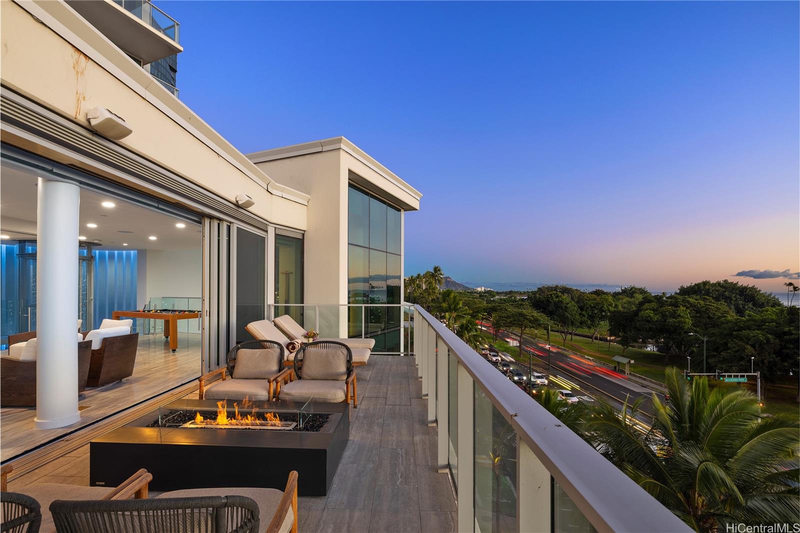 1118 Ala Moana Boulevard  Unit 1