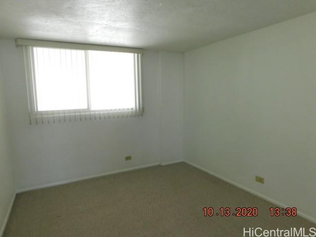 Photo 7 of 13