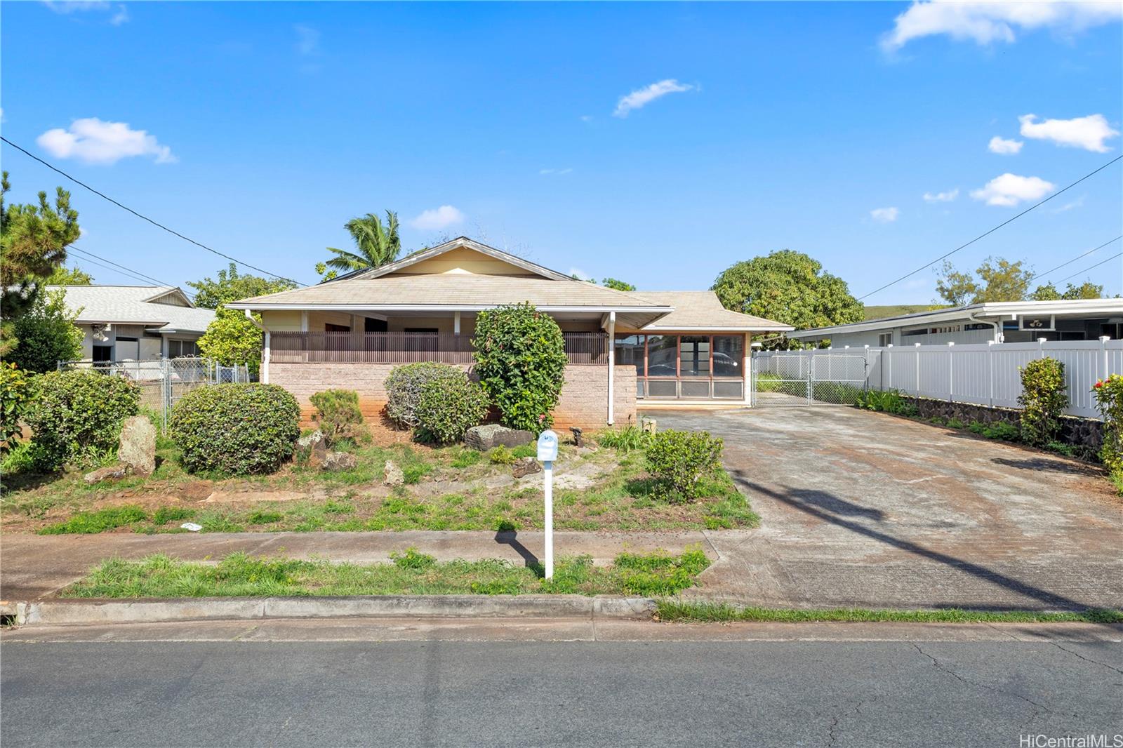 1415 Kaweloka Street