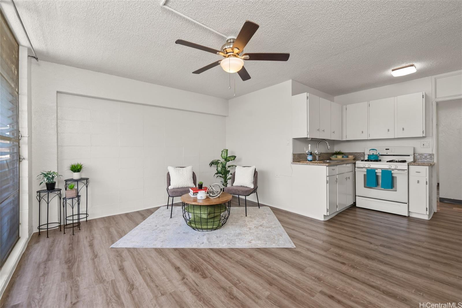712 Kamuela Avenue 303