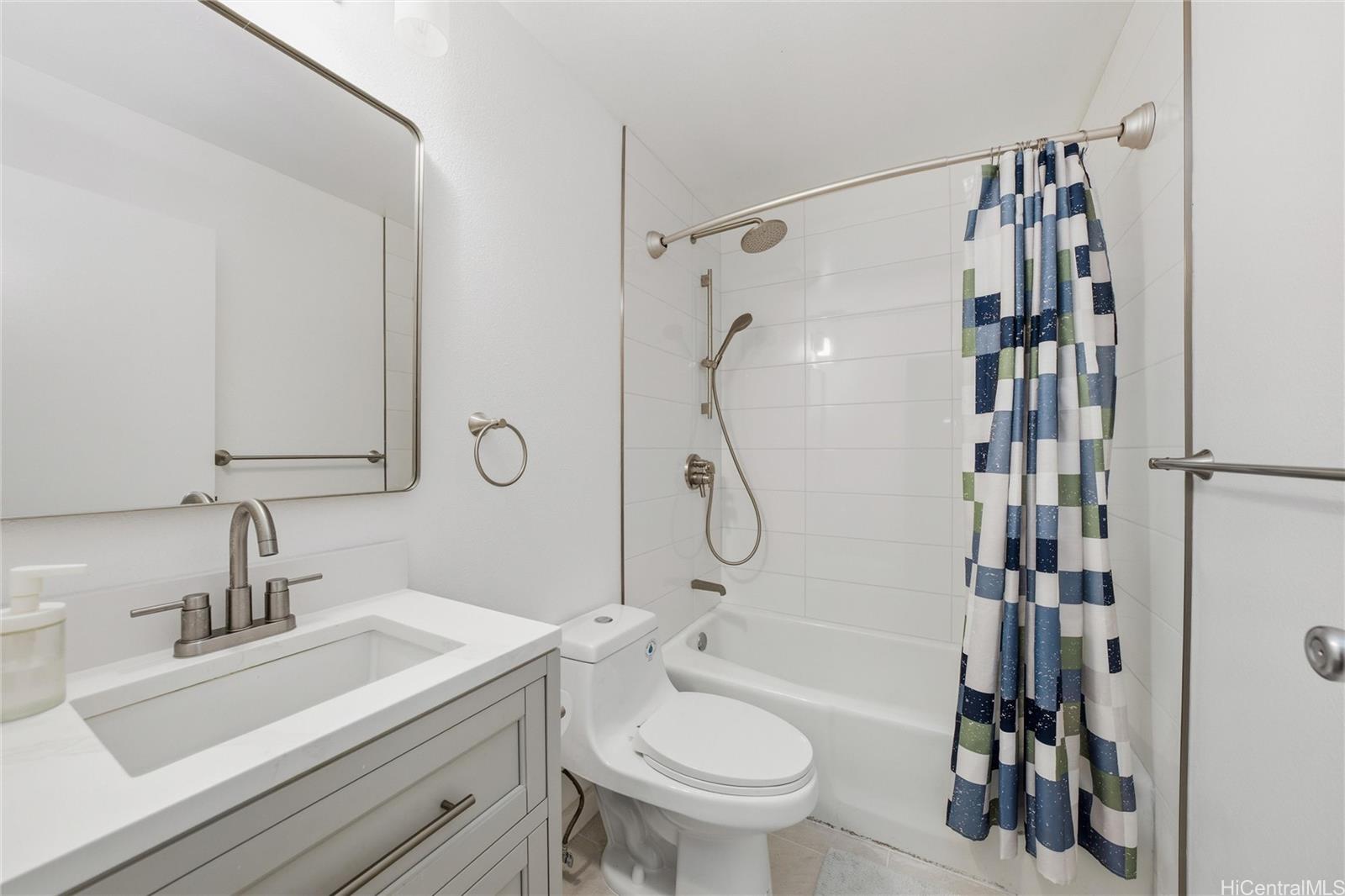 3721 Kanaina Avenue  Unit 313