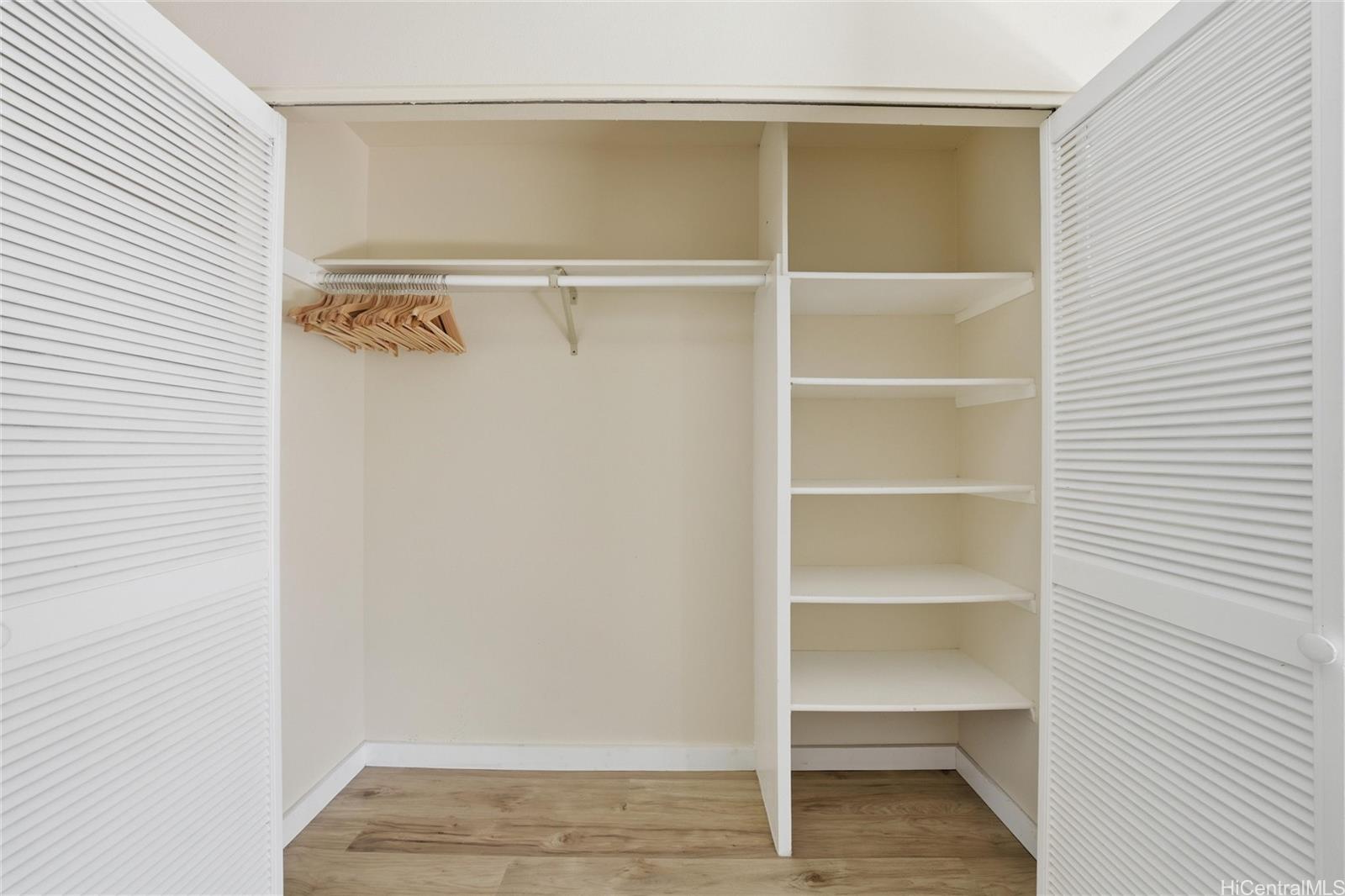 3721 Kanaina Avenue  Unit 313