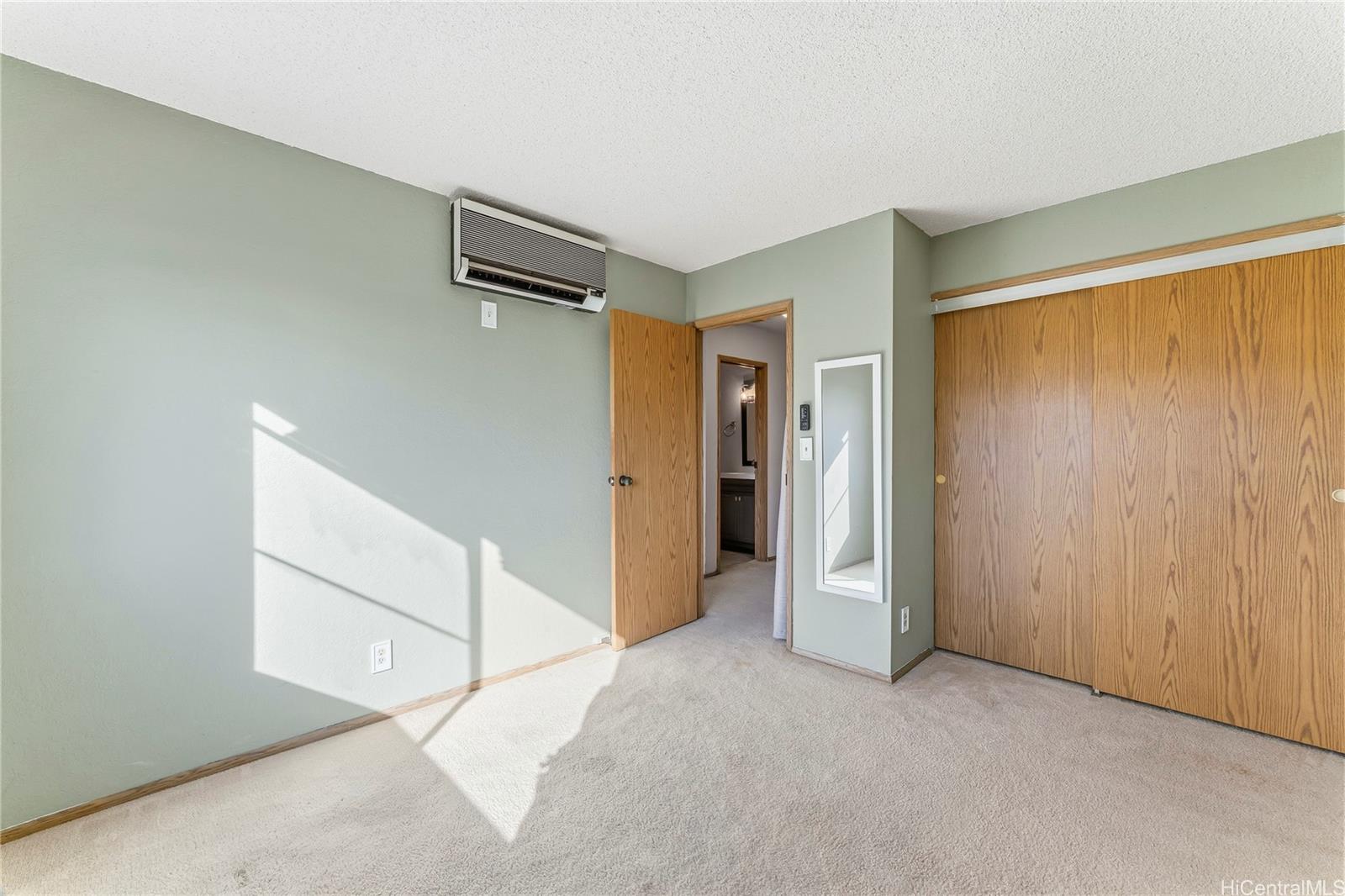 Photo 15 of 25