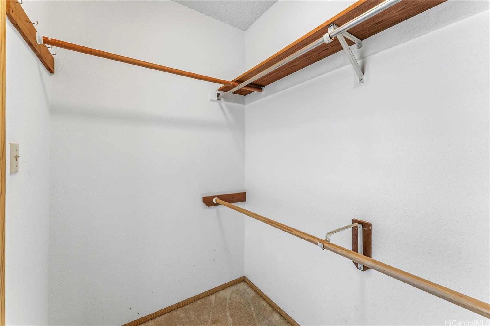 Photo 19 of 25