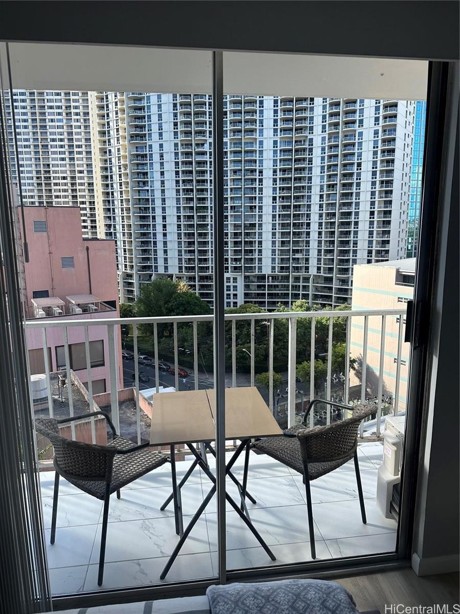 Photo 13 of 23
