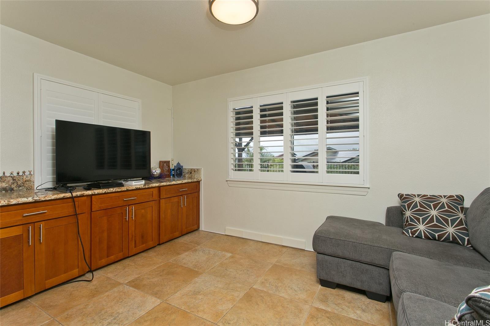 Photo 7 of 22