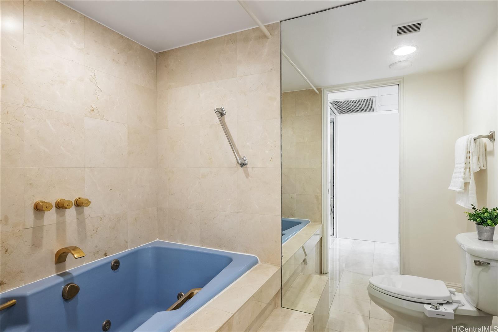 1650 Ala Moana Boulevard  Unit 1201