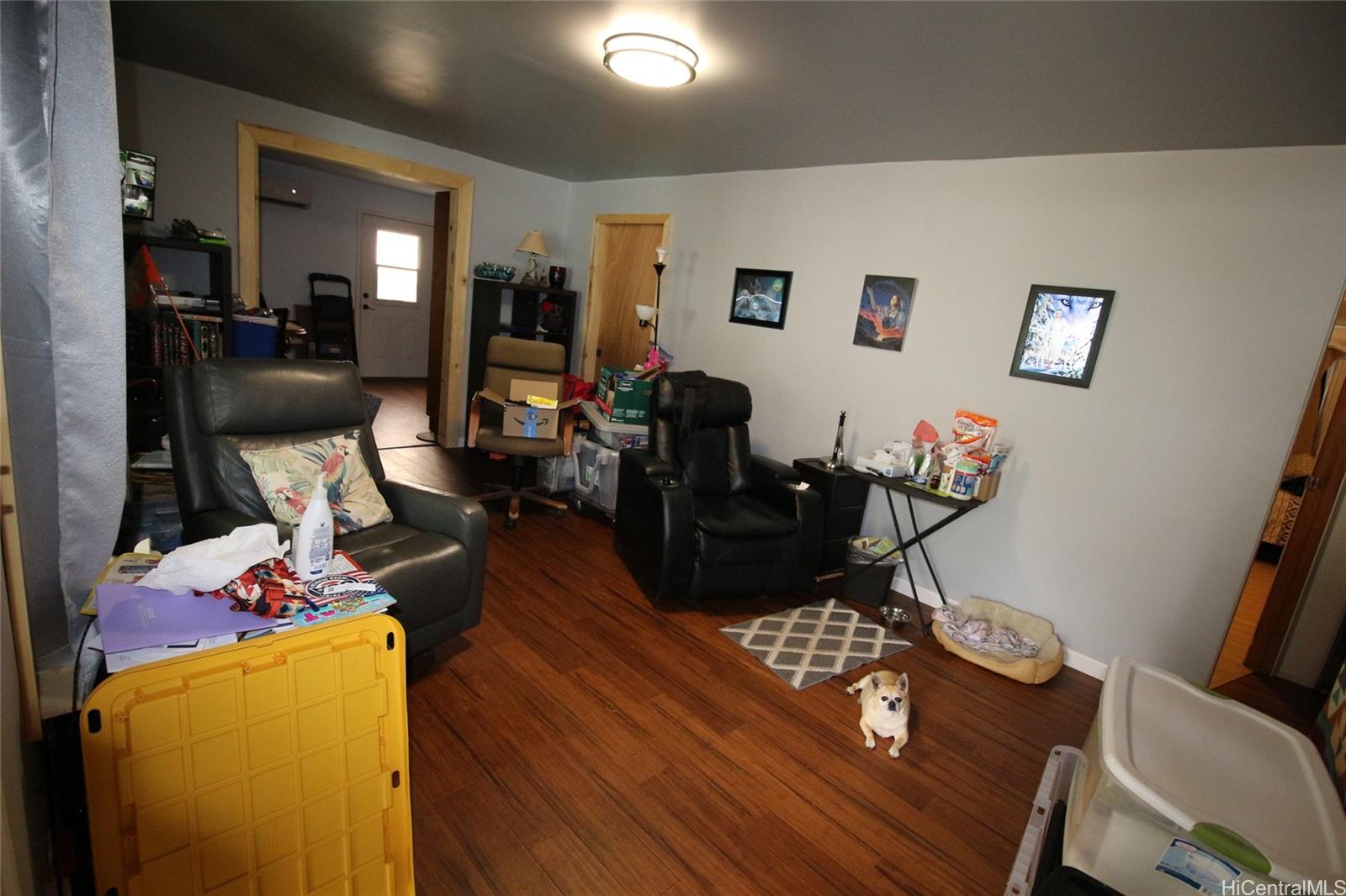 Photo 11 of 20