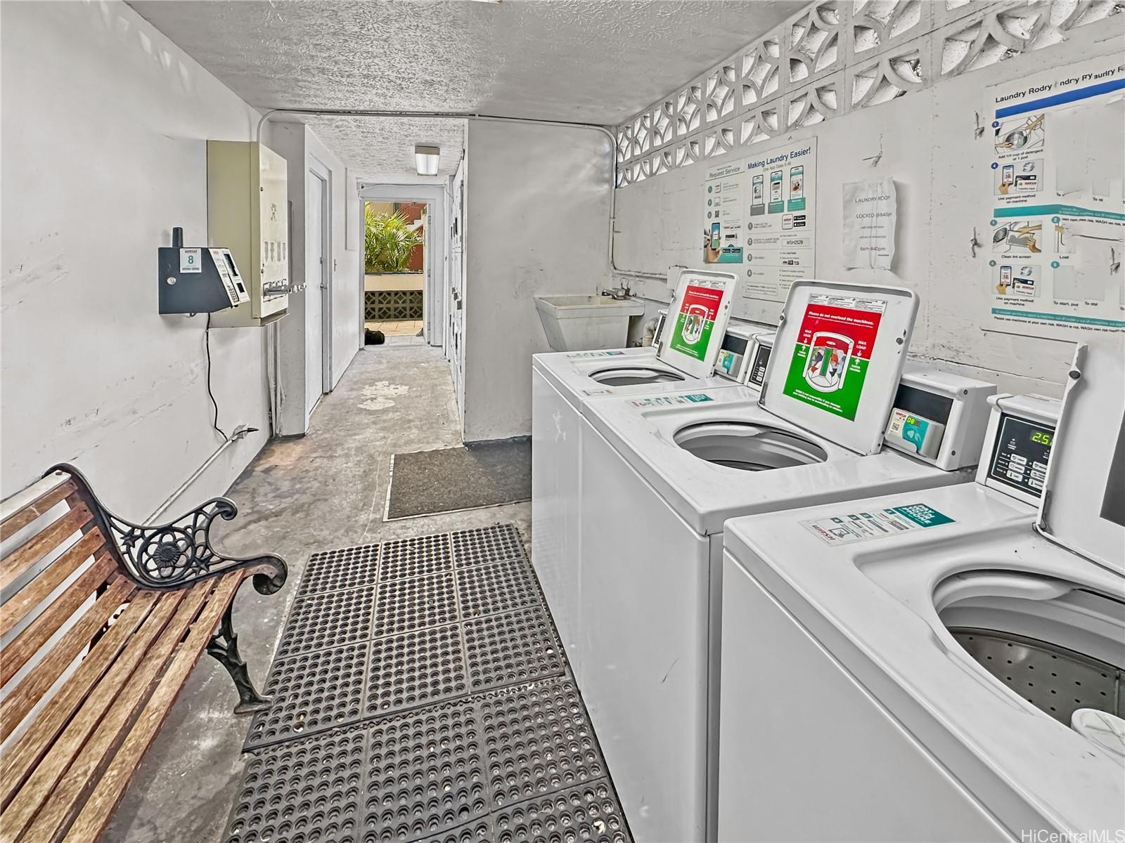 2509 Ala Wai Boulevard  Unit 904