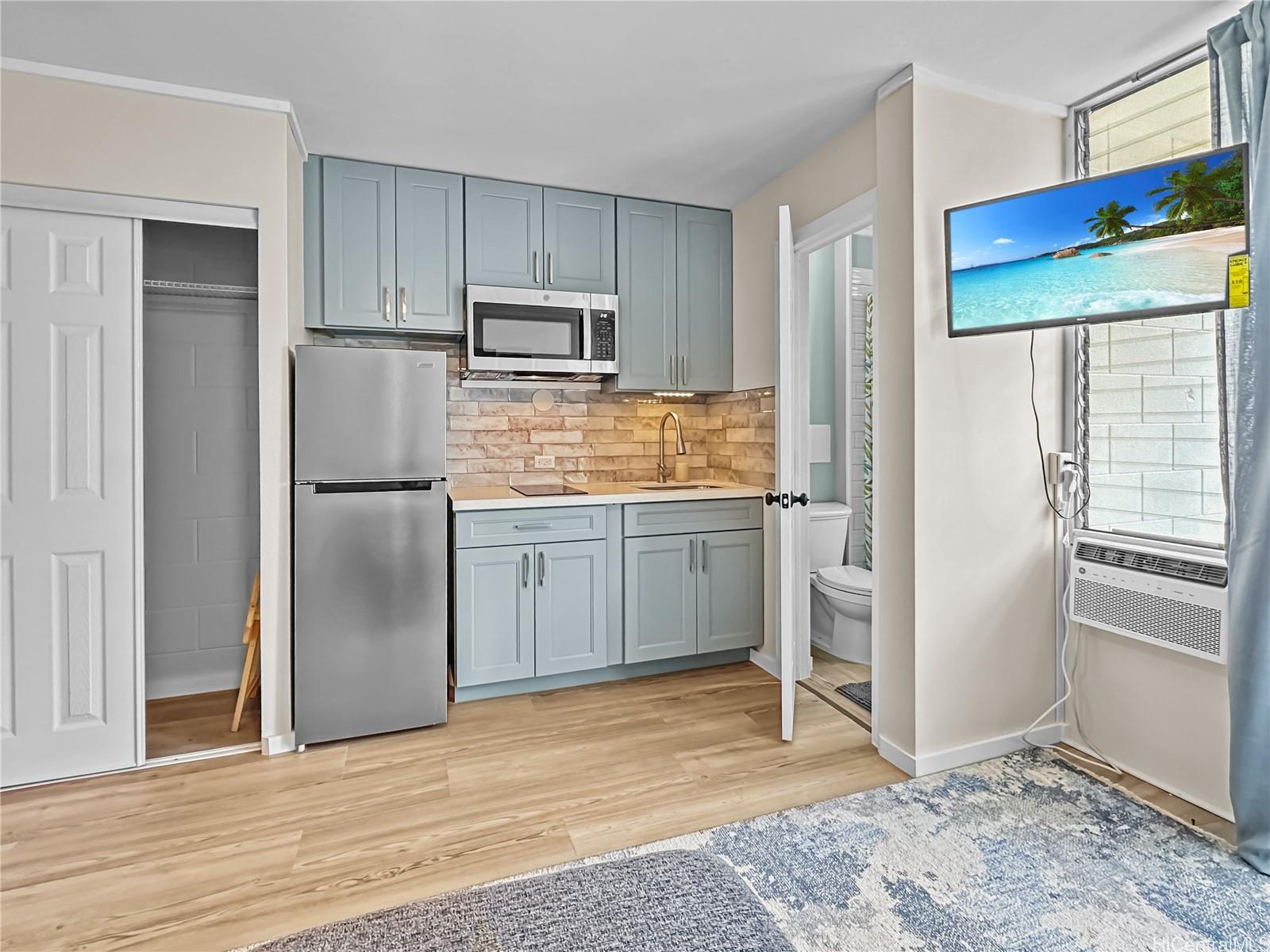 2509 Ala Wai Boulevard  Unit 904