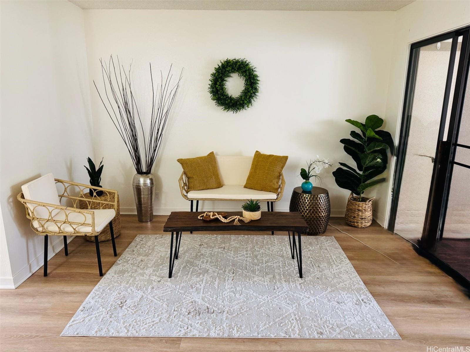 95-150 Kuahelani Avenue 256