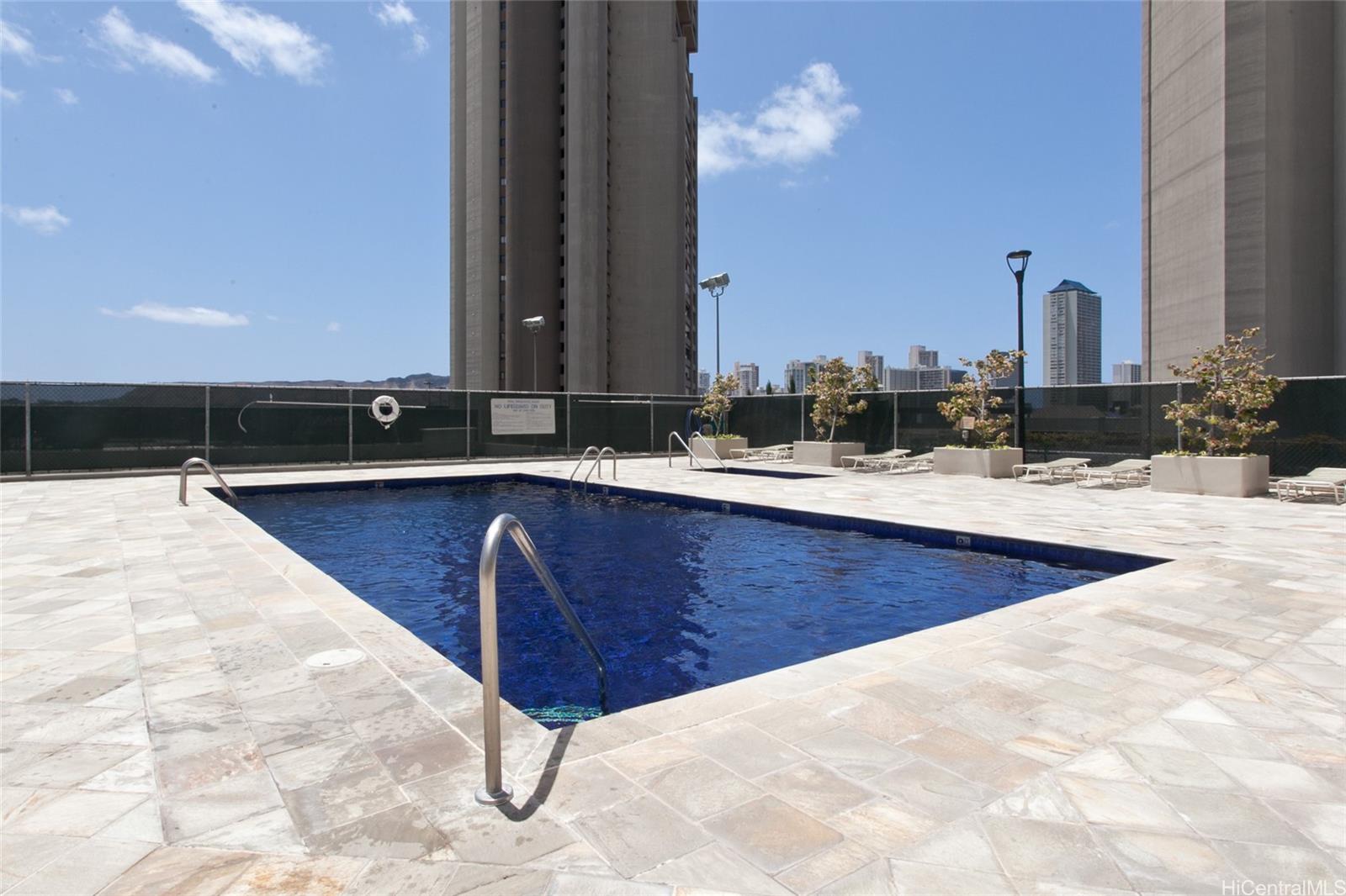 2499 Kapiolani Boulevard  Unit 2008