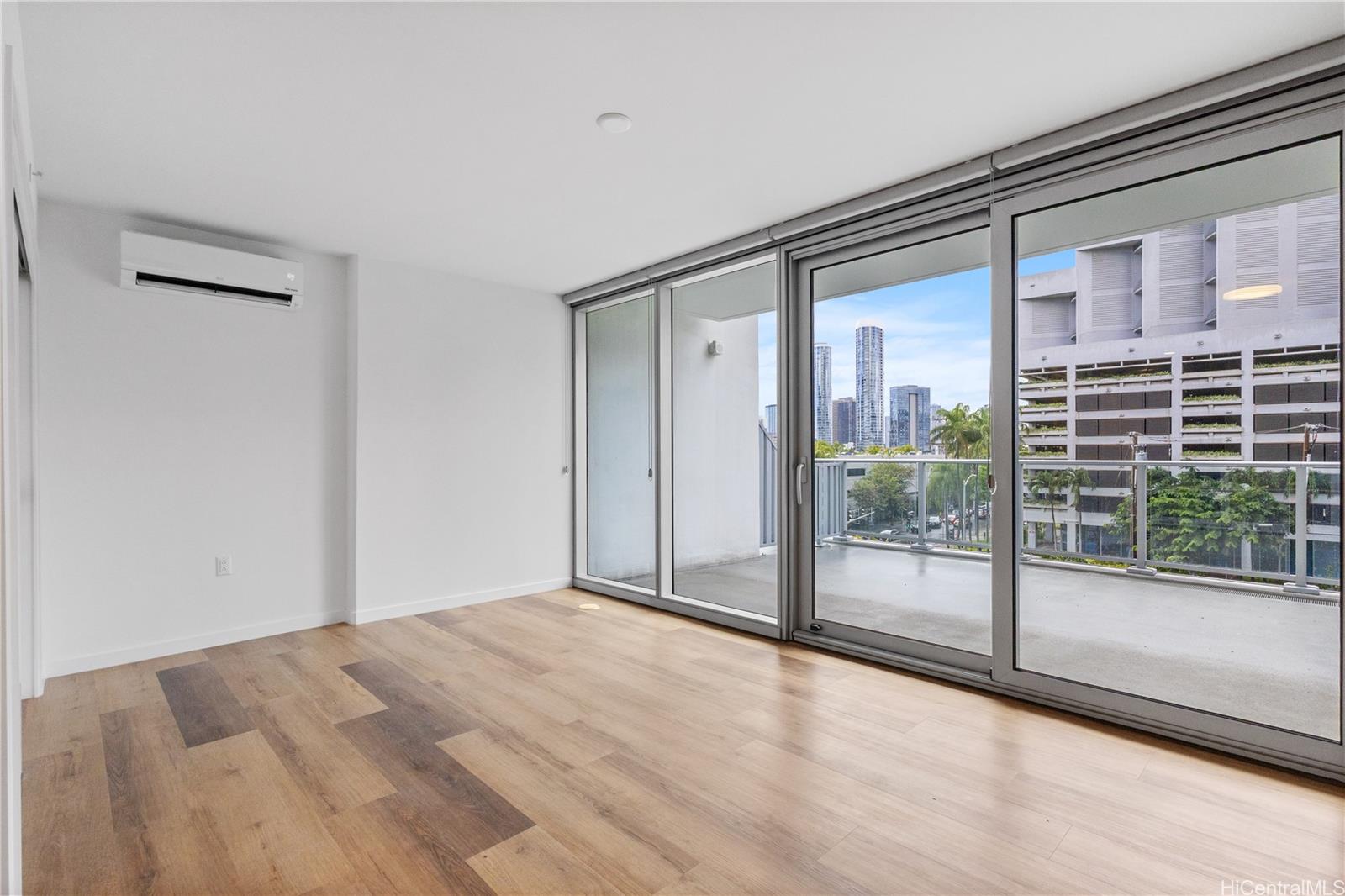 1500 Rycroft Street  Unit 310R