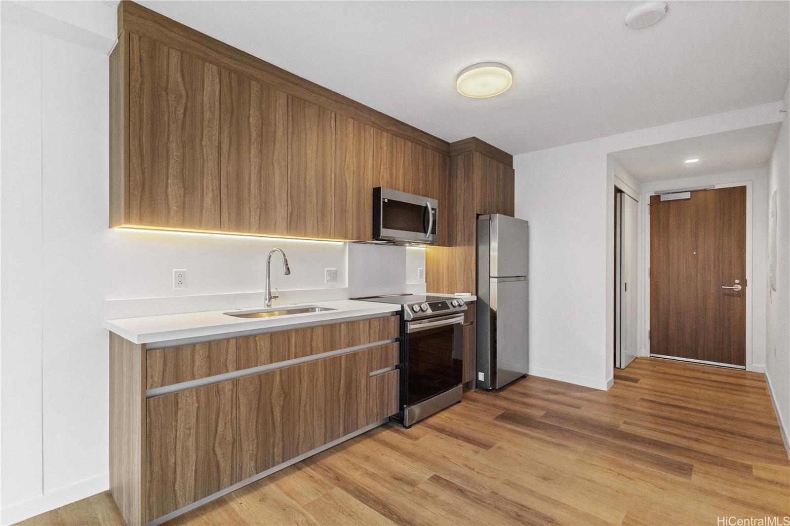 1500 Rycroft Street  Unit 310R