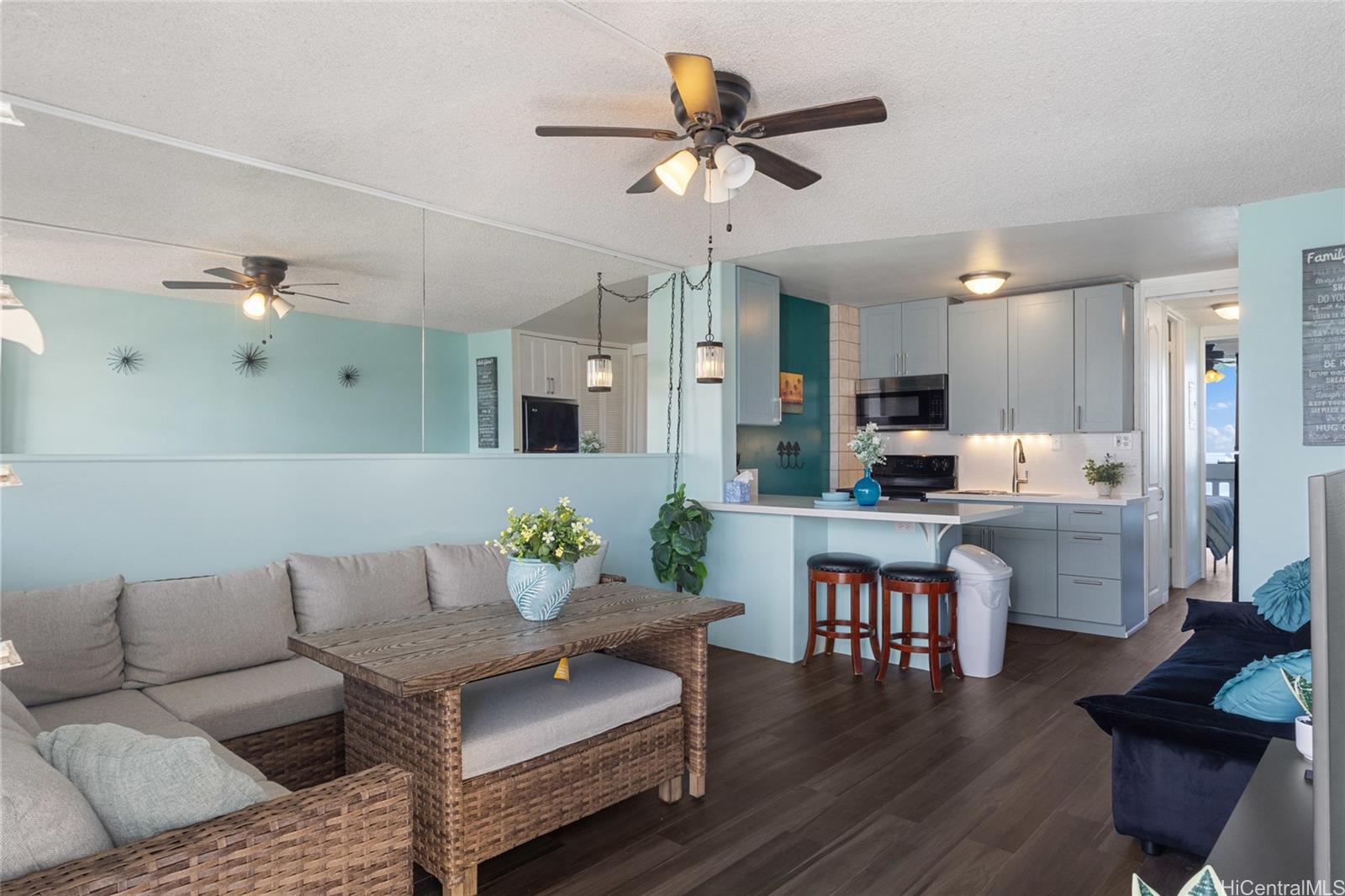 84-965 Farrington Highway B915