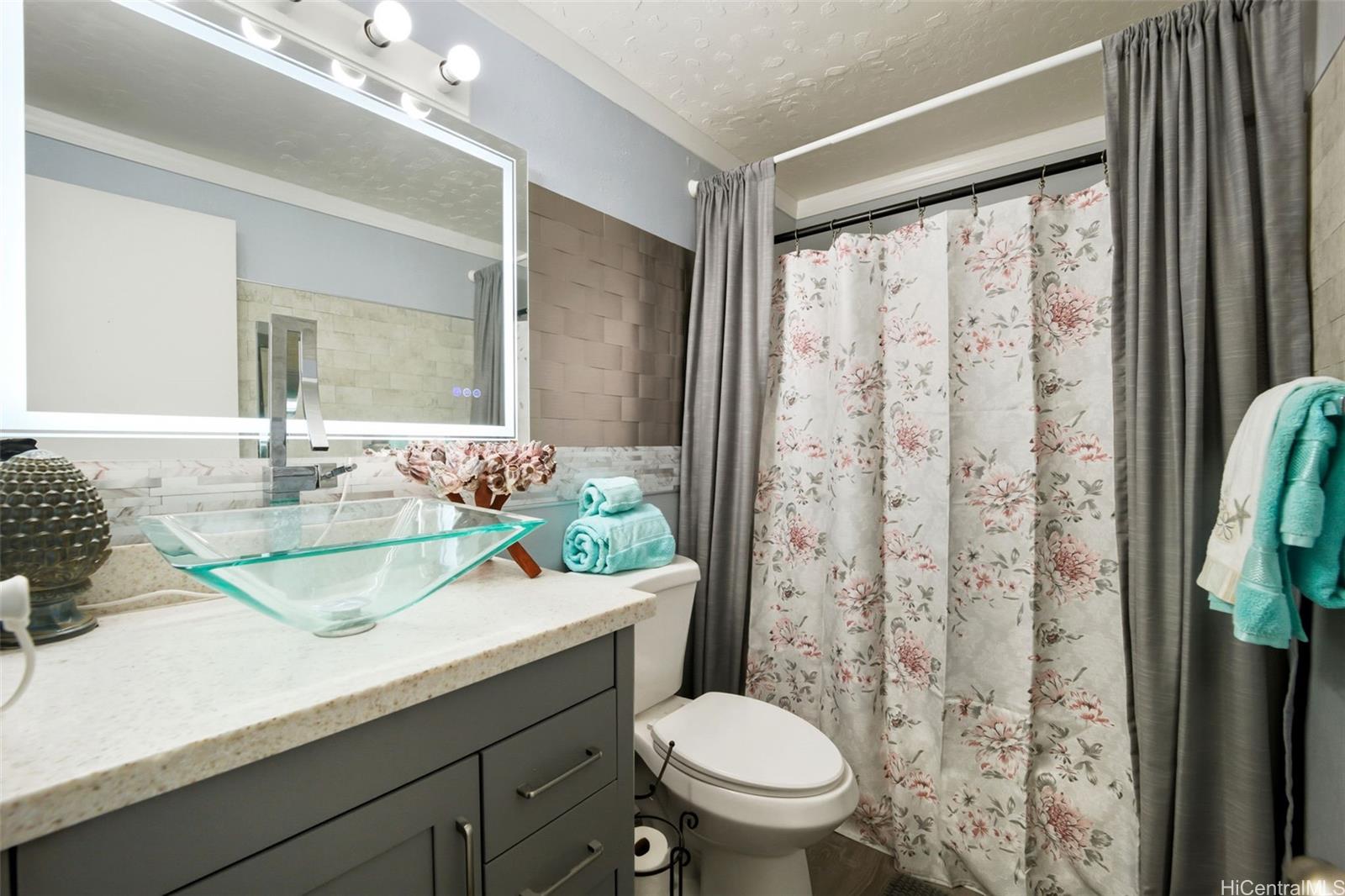 84-757 Kiana Place  Unit 515B