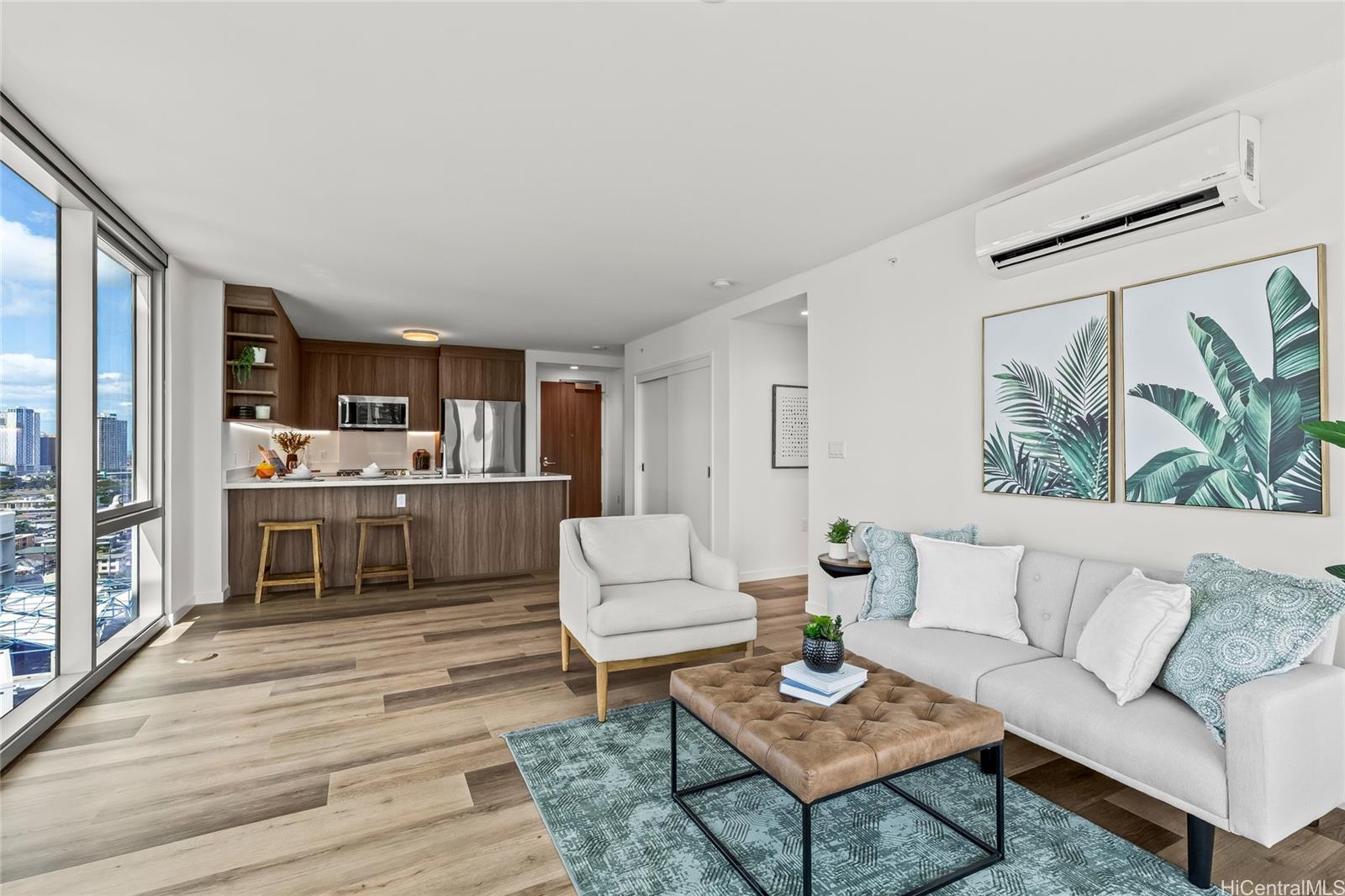 1515 Liona Street  Unit 1801