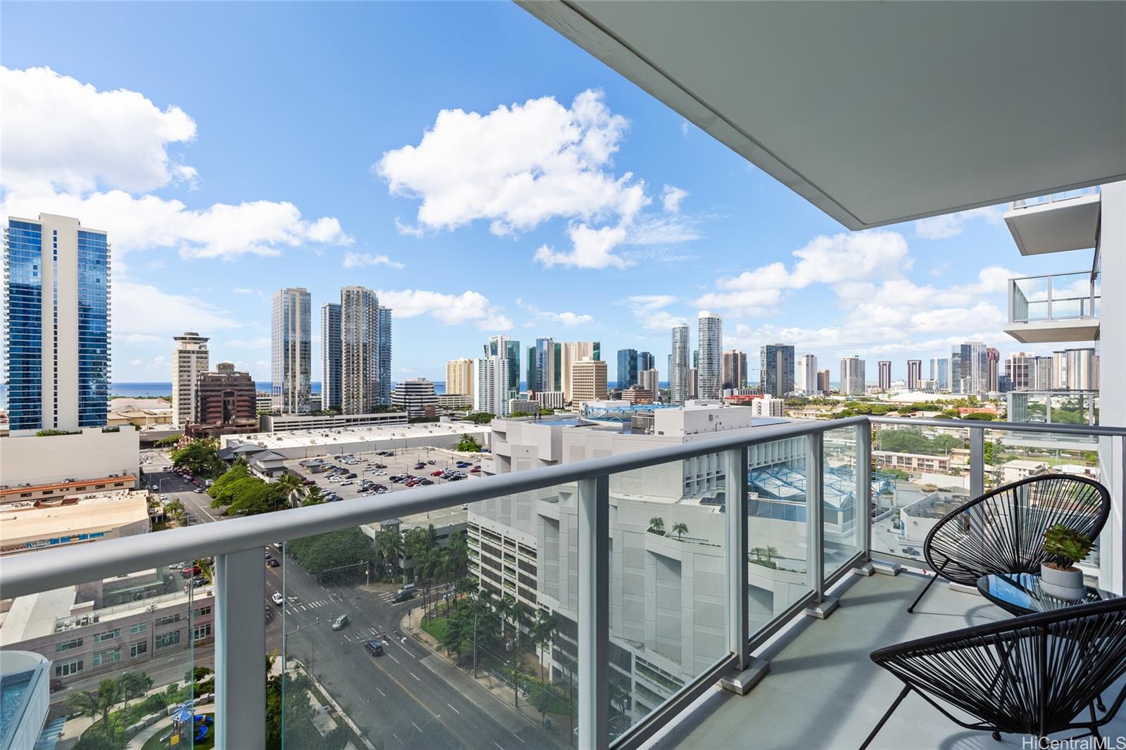 1515 Liona Street  Unit 1801