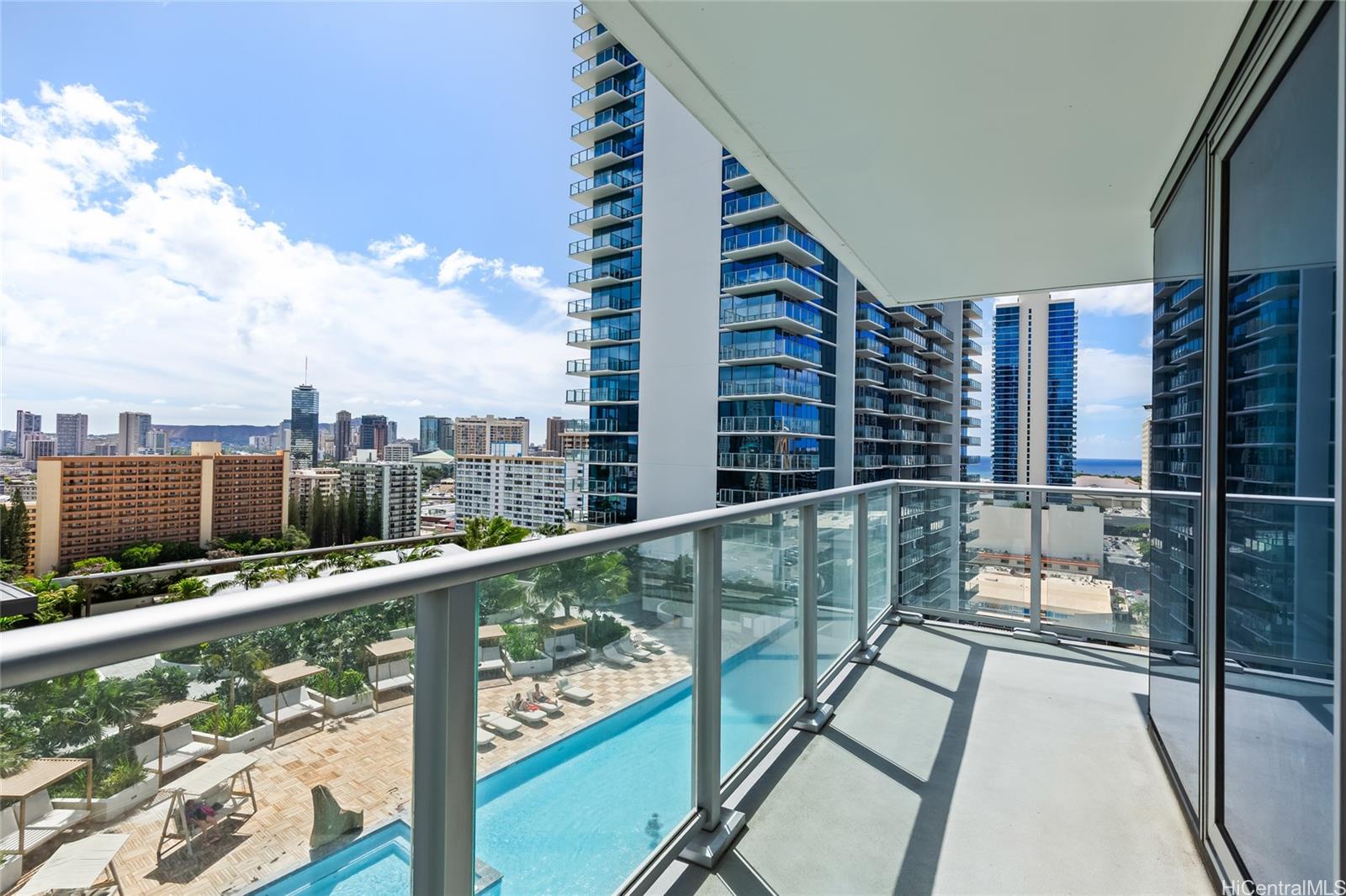 1515 Liona Street  Unit 1801